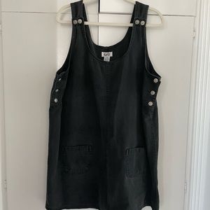 vintage faded black overall dress 🖤